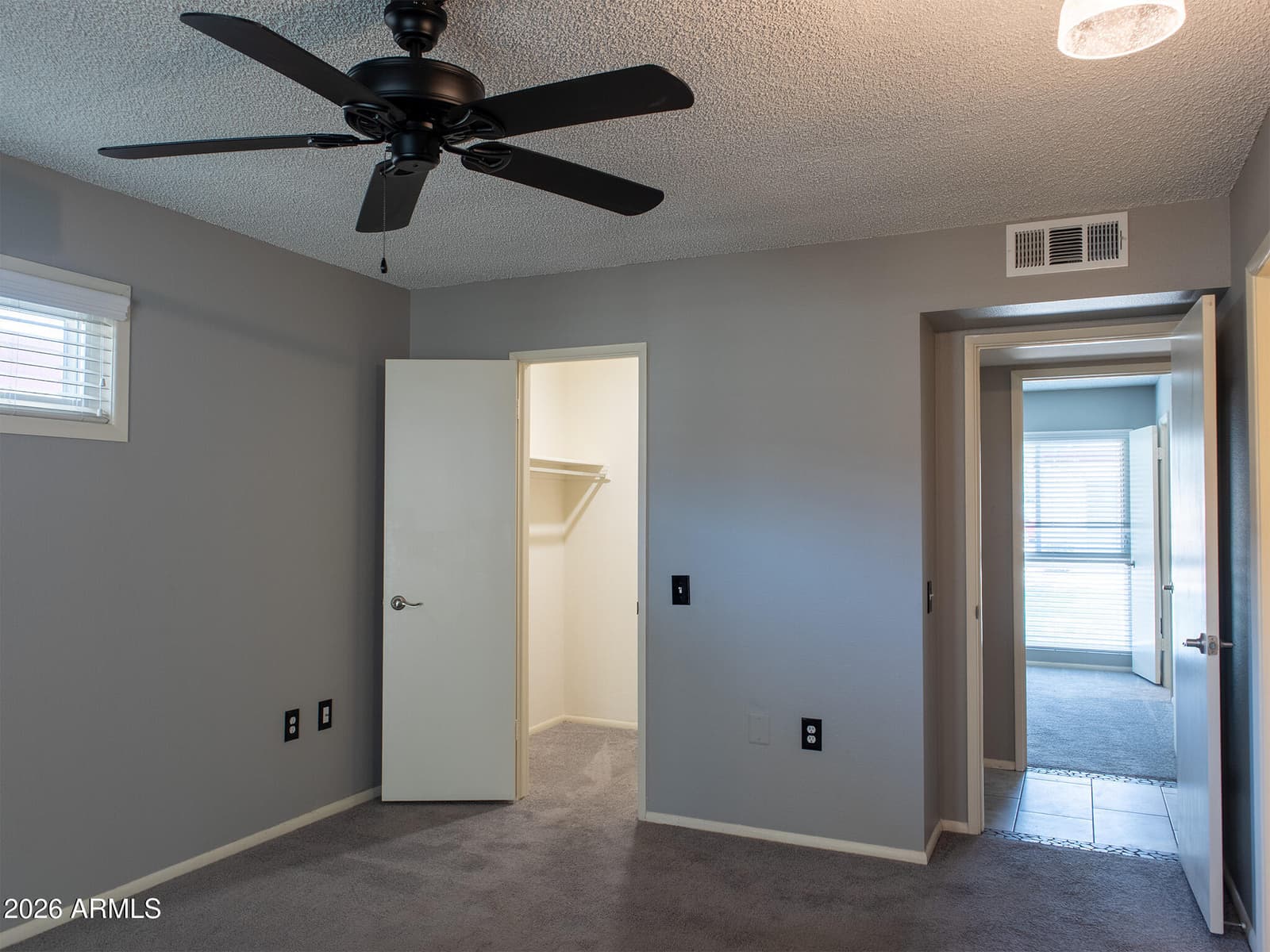 10020 W Royal Oak Road E, Sun City, AZ 85351 — photo 11 of 20