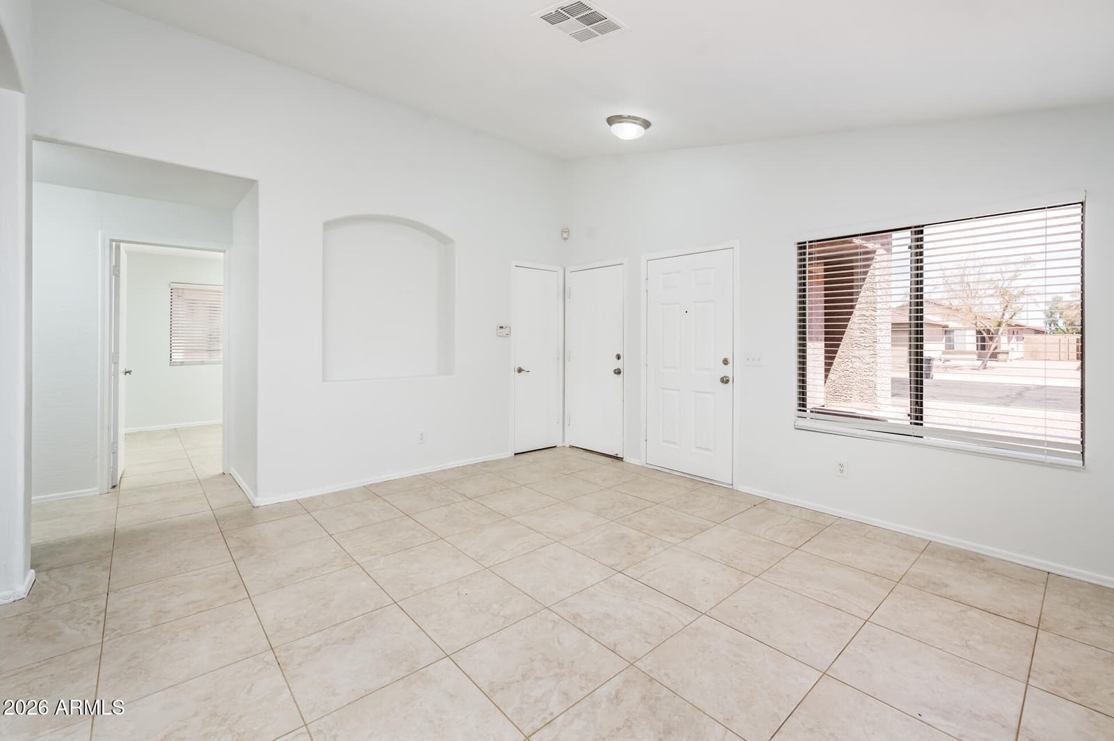 14955 W Acapulco Lane, Surprise, AZ 85379 — photo 4 of 32