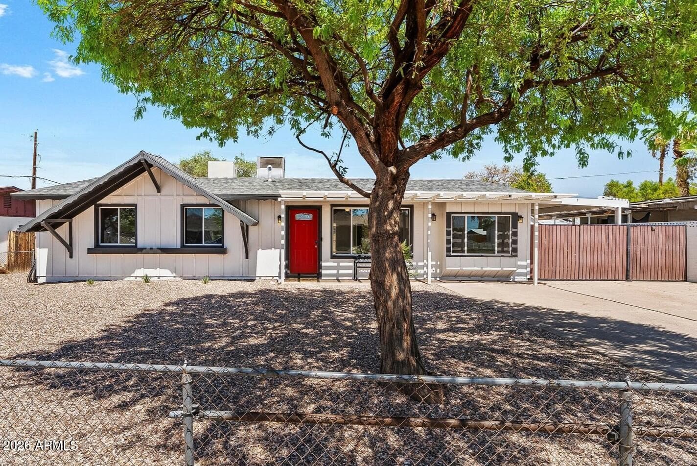 2240 W Paradise Drive, Phoenix, AZ 85029 — photo 1 of 41