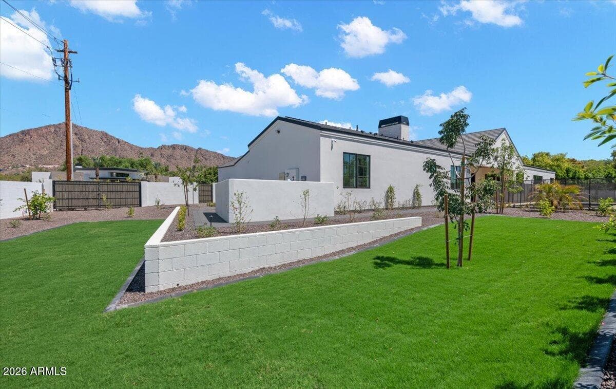 5521 E Lafayette Boulevard, Phoenix, AZ 85018 — photo 34 of 42