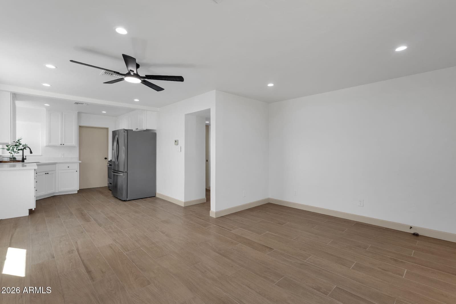 9514 N 2nd Street, Phoenix, AZ 85020 — photo 4 of 31