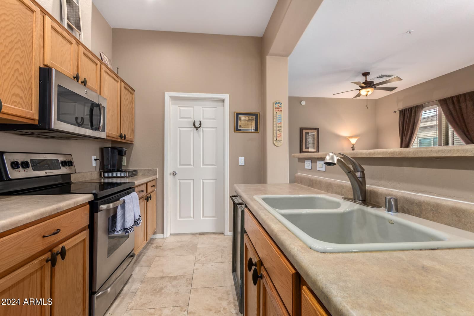 42424 N Gavilan Peak Parkway 42206, Anthem, AZ 85086 — photo 10 of 36