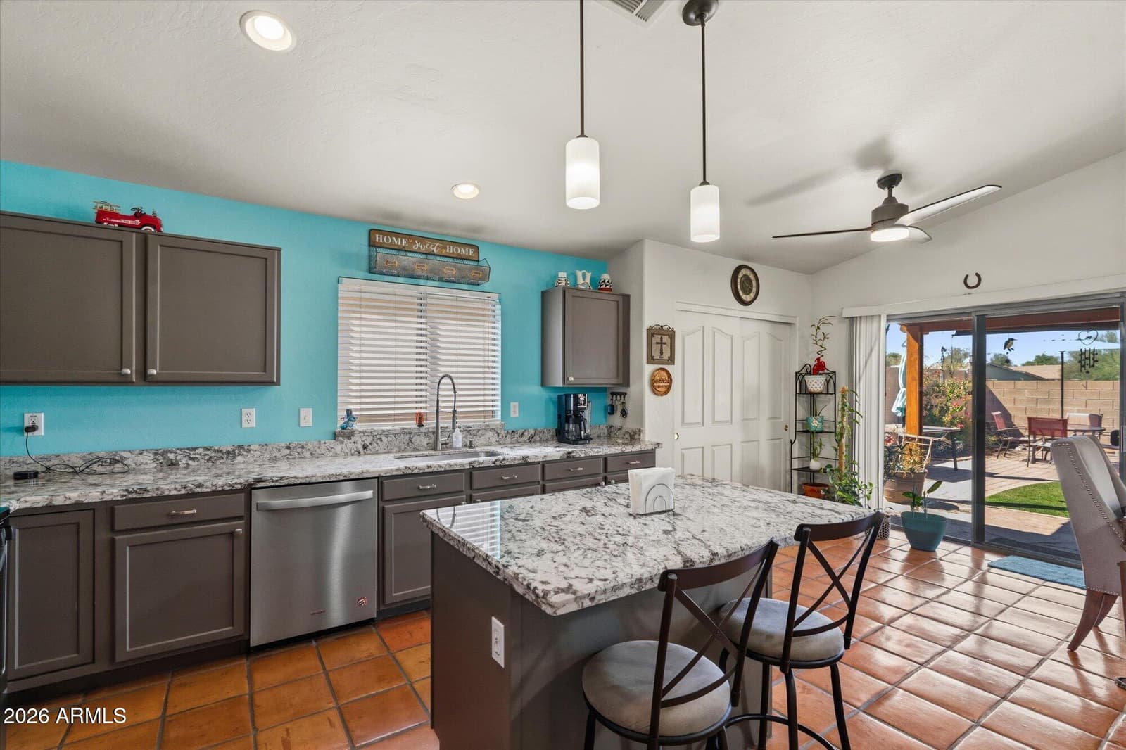 20648 N 8th Street, Phoenix, AZ 85024 — photo 8 of 41