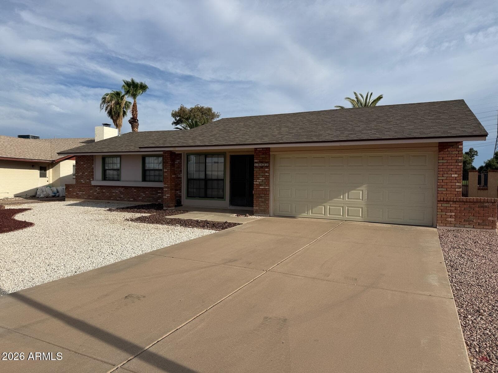 10433 W Laurie Lane, Peoria, AZ 85345 — photo 1 of 4