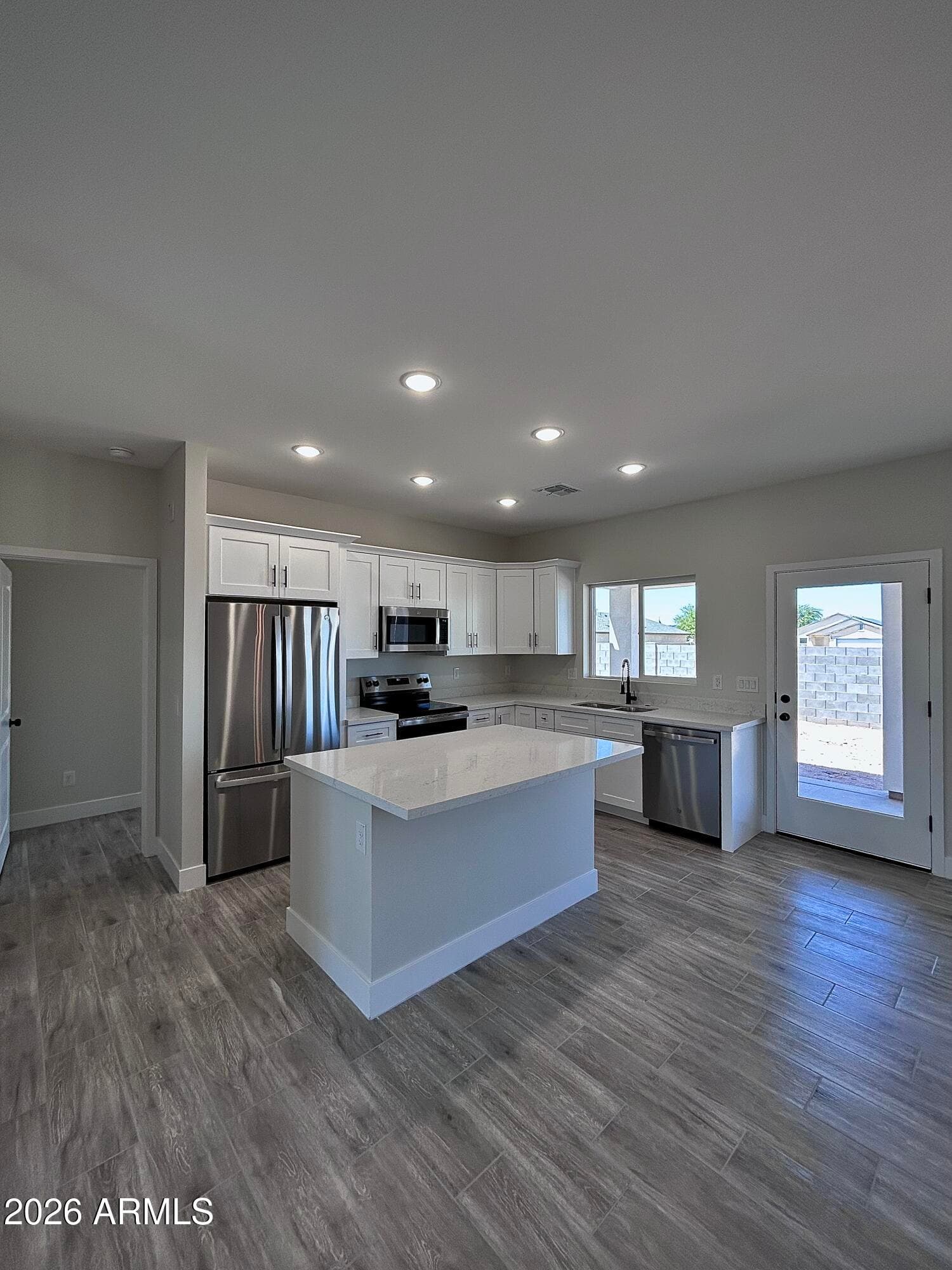 10933 W Carmelita Circle, Arizona City, AZ 85123 — photo 8 of 40