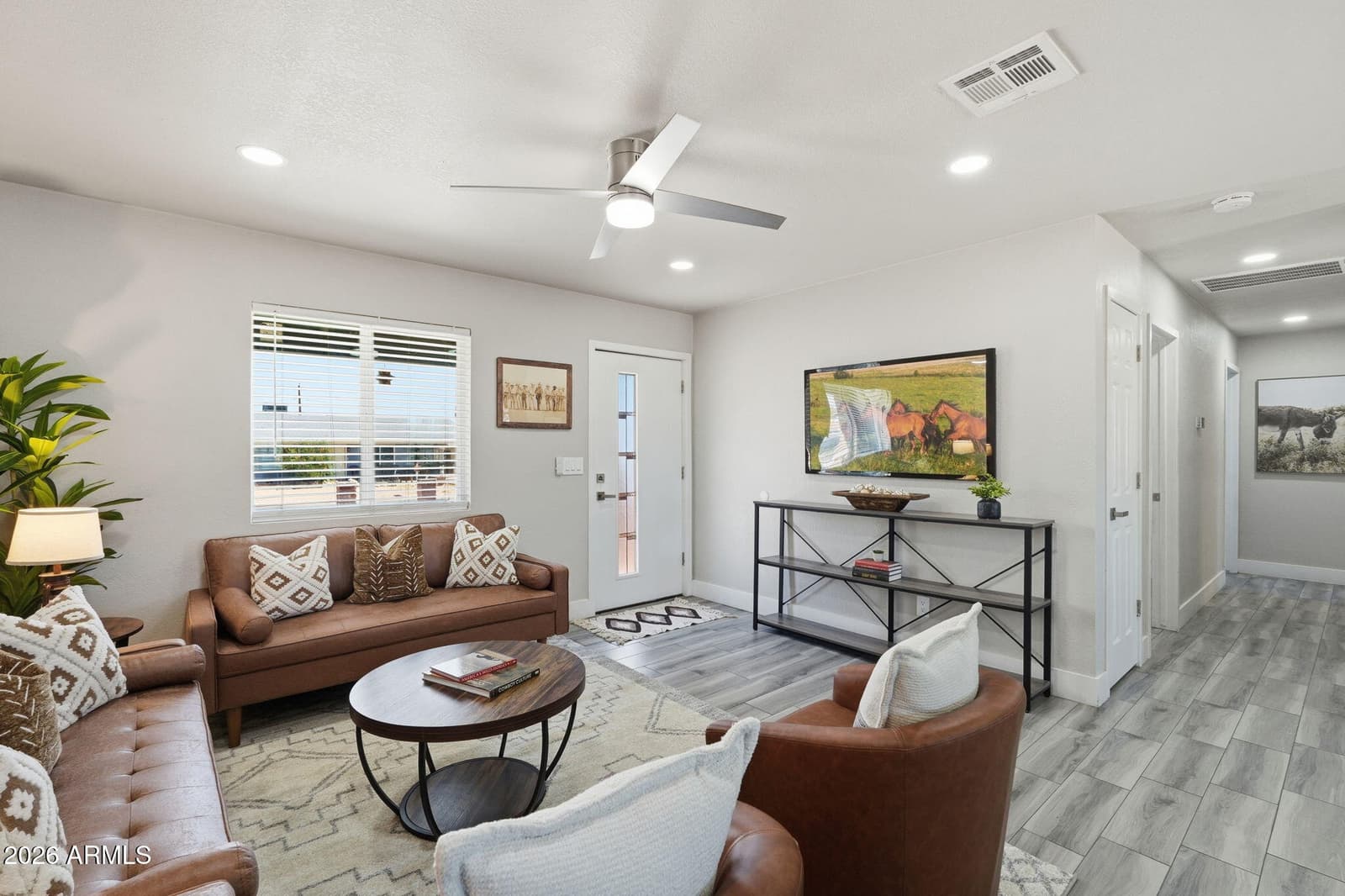 9844 E Butte Street, Mesa, AZ 85207 — photo 5 of 34