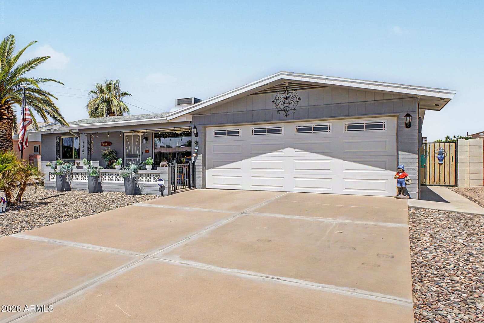 4028 E Clovis Circle, Mesa, AZ 85206 — photo 4 of 34