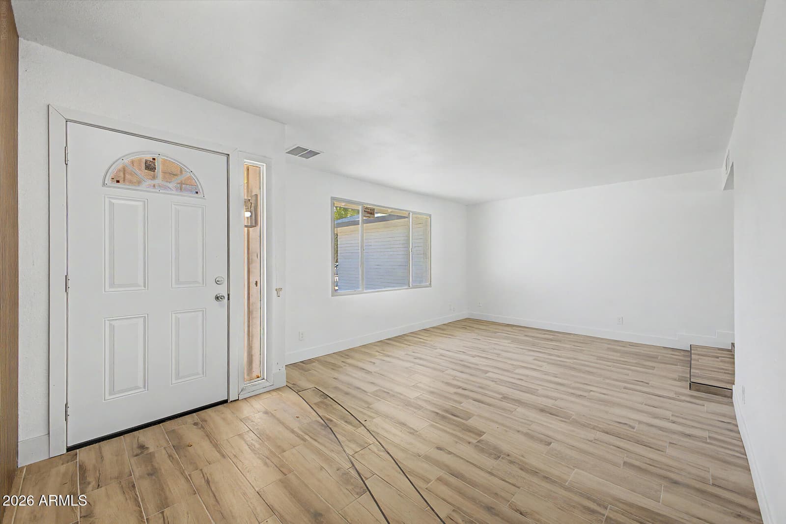 6738 W Georgia Avenue, Glendale, AZ 85303 — photo 6 of 34