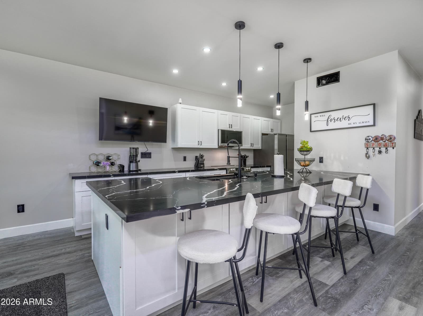7663 E Pleasant Run, Scottsdale, AZ 85258 — photo 10 of 38