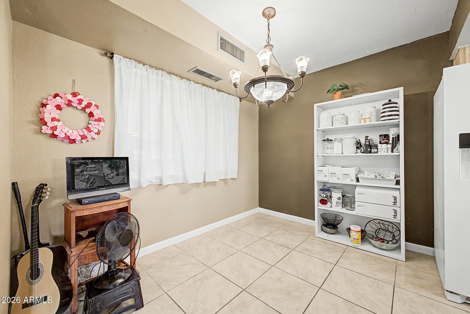 3723 W Cochise Drive, Phoenix, AZ 85051 — photo 13 of 37