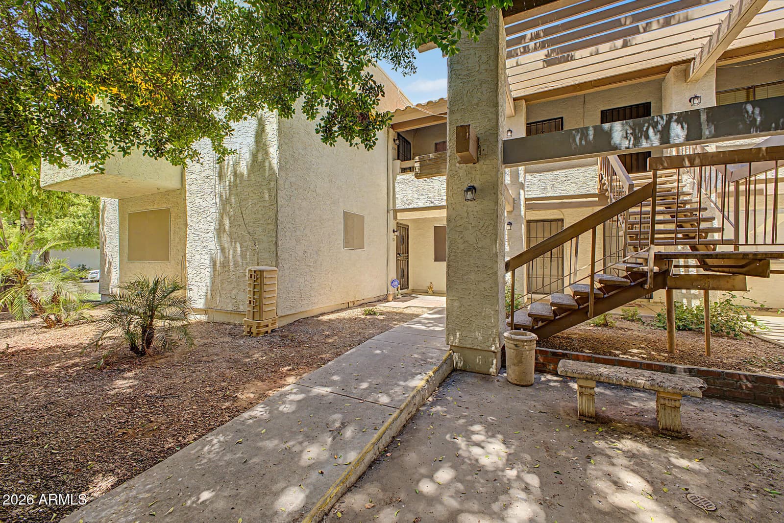 8847 N 8th Street 101, Phoenix, AZ 85020 — photo 1 of 24