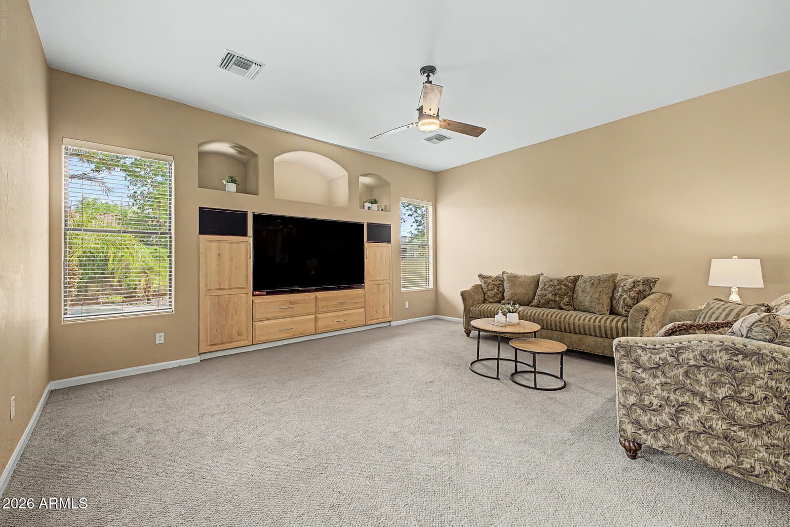 2089 E Park Avenue, Gilbert, AZ 85234 — photo 12 of 60