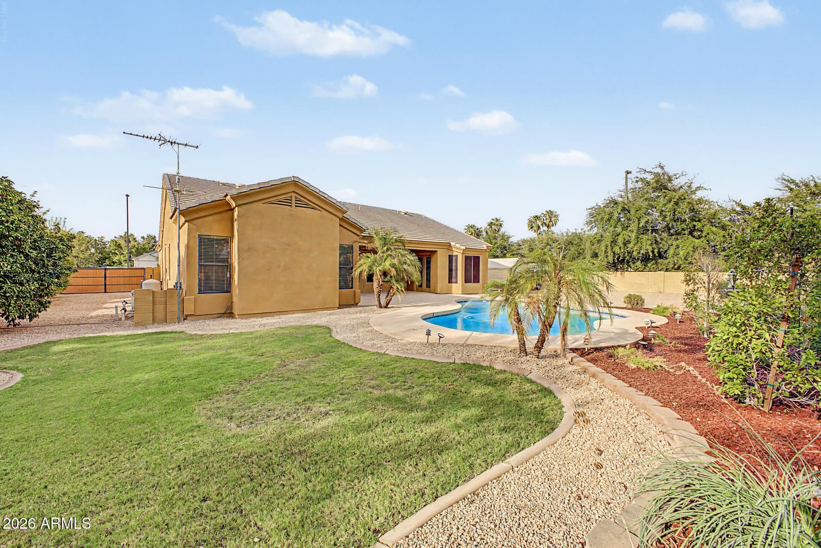 2089 E Park Avenue, Gilbert, AZ 85234 — photo 43 of 60