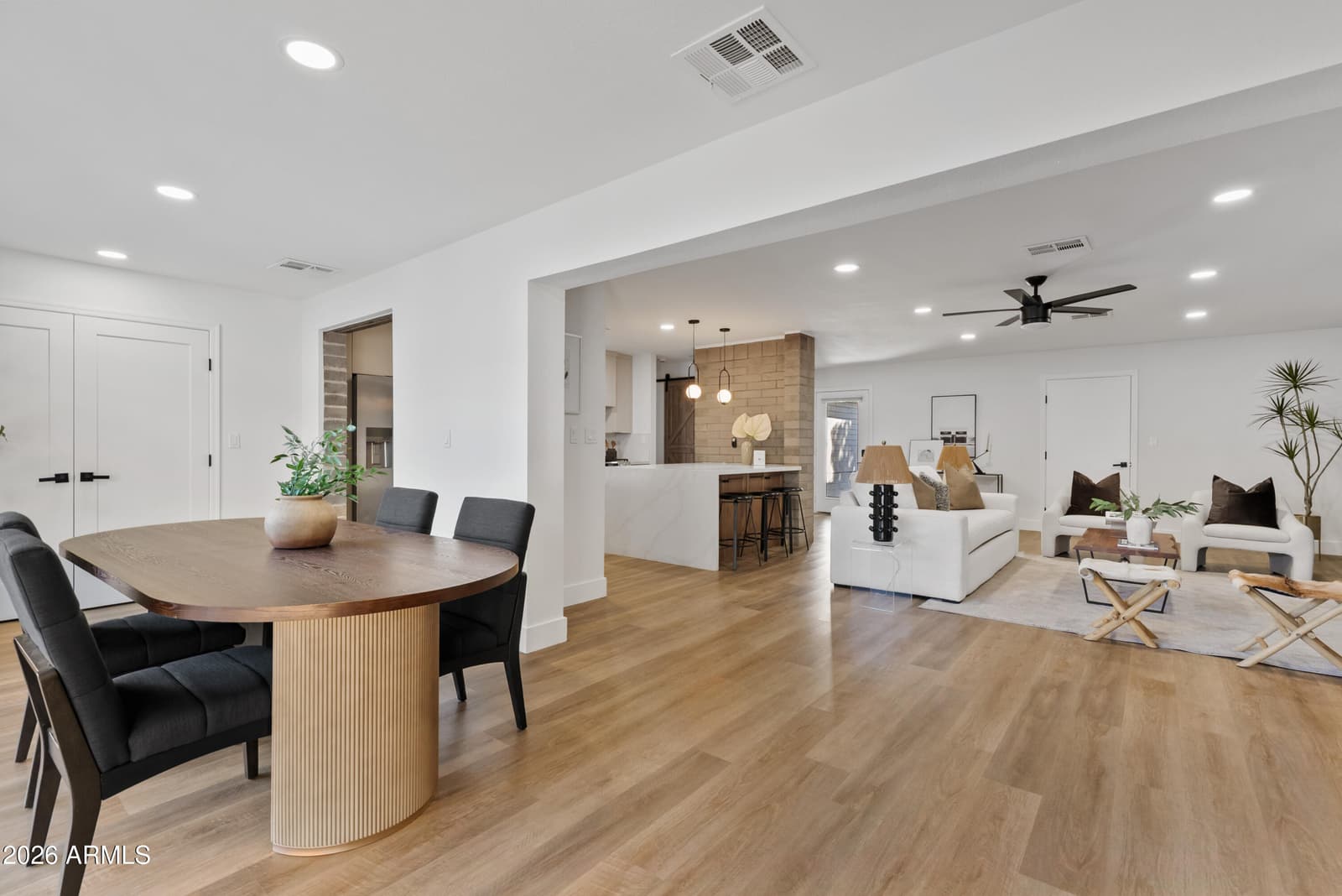 1322 E Catalina Drive, Phoenix, AZ 85014 — photo 13 of 28