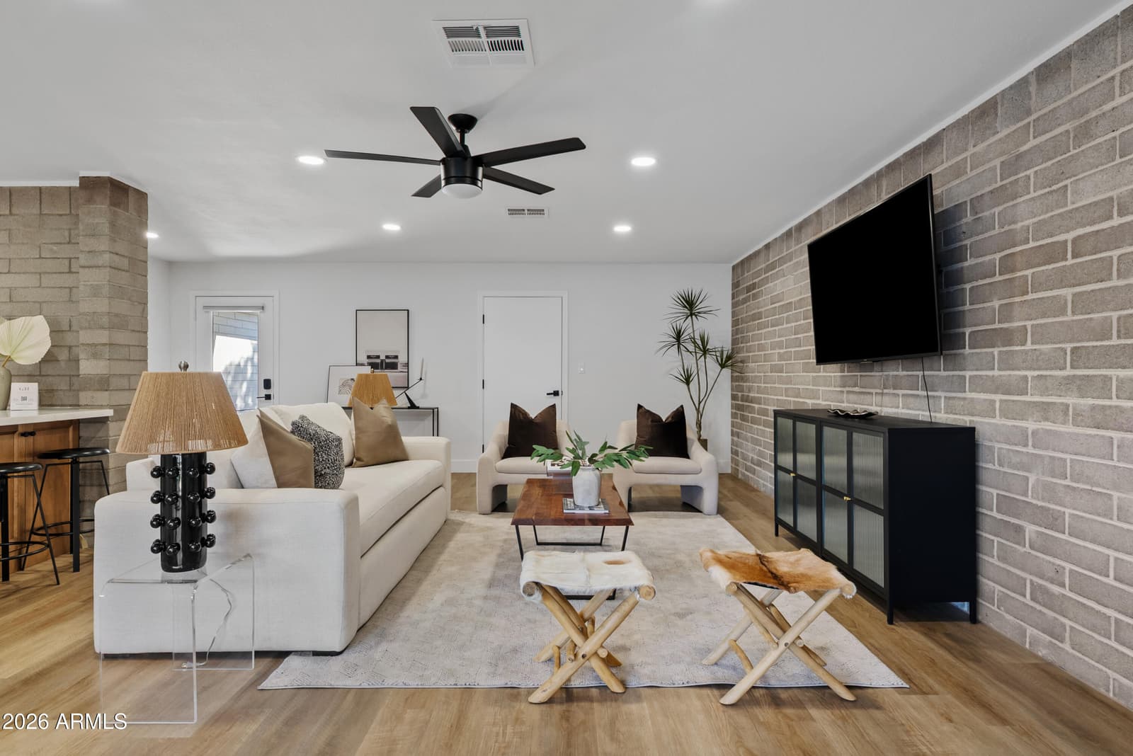 1322 E Catalina Drive, Phoenix, AZ 85014 — photo 10 of 28