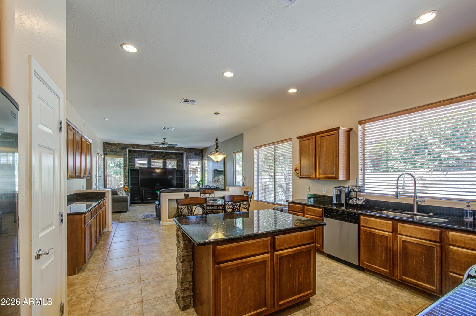 6960 S Forest Avenue, Gilbert, AZ 85298 — photo 19 of 68