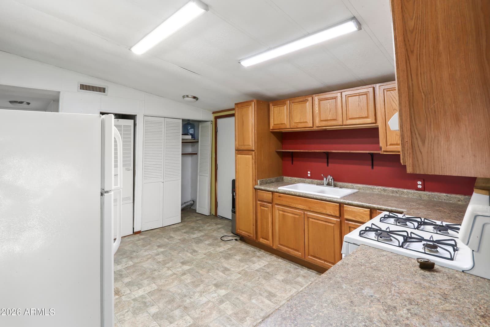 18685 W Bobcat Road, Casa Grande, AZ 85122 — photo 10 of 22
