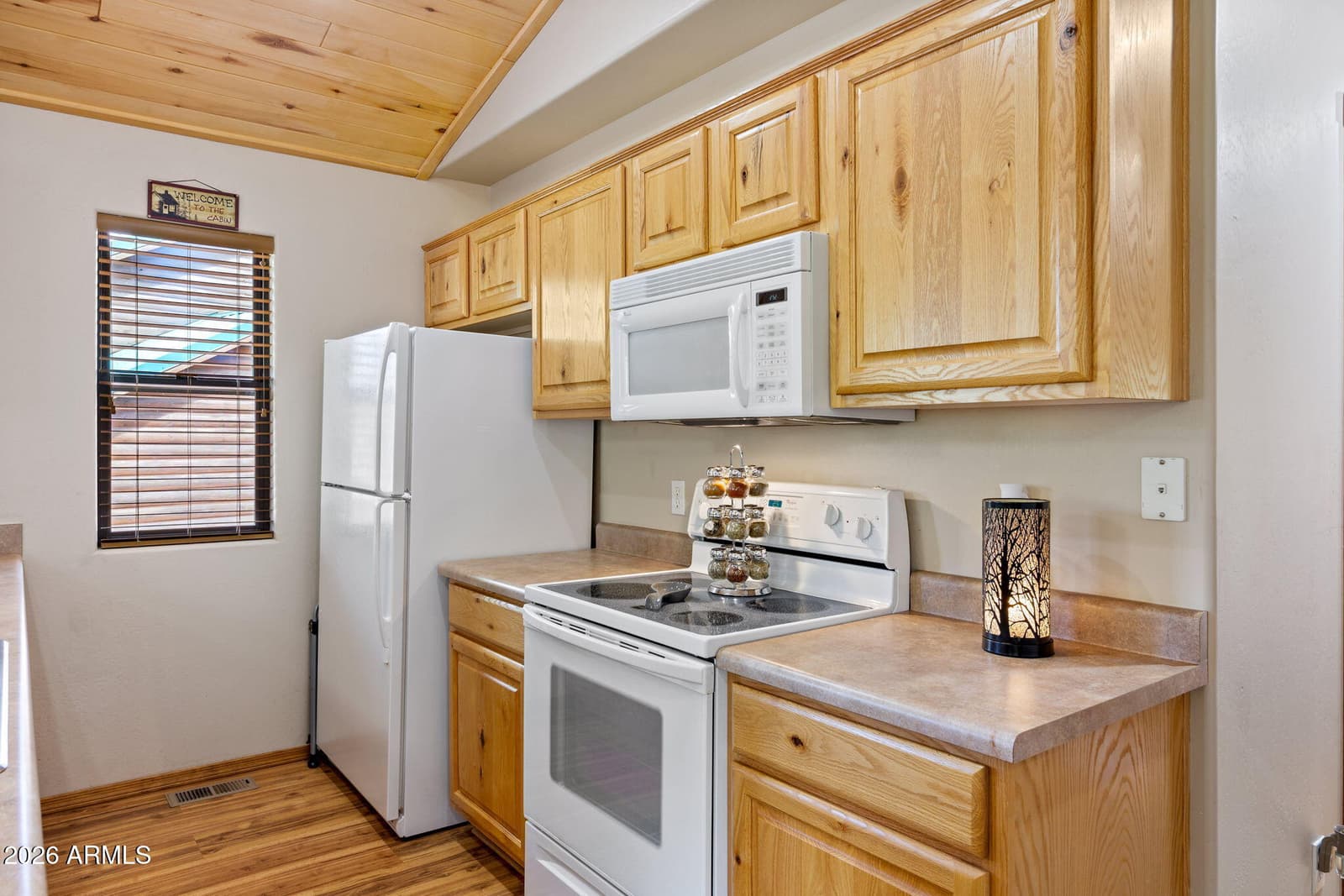 2327 S Buffalo Loop, Overgaard, AZ 85933 — photo 10 of 29