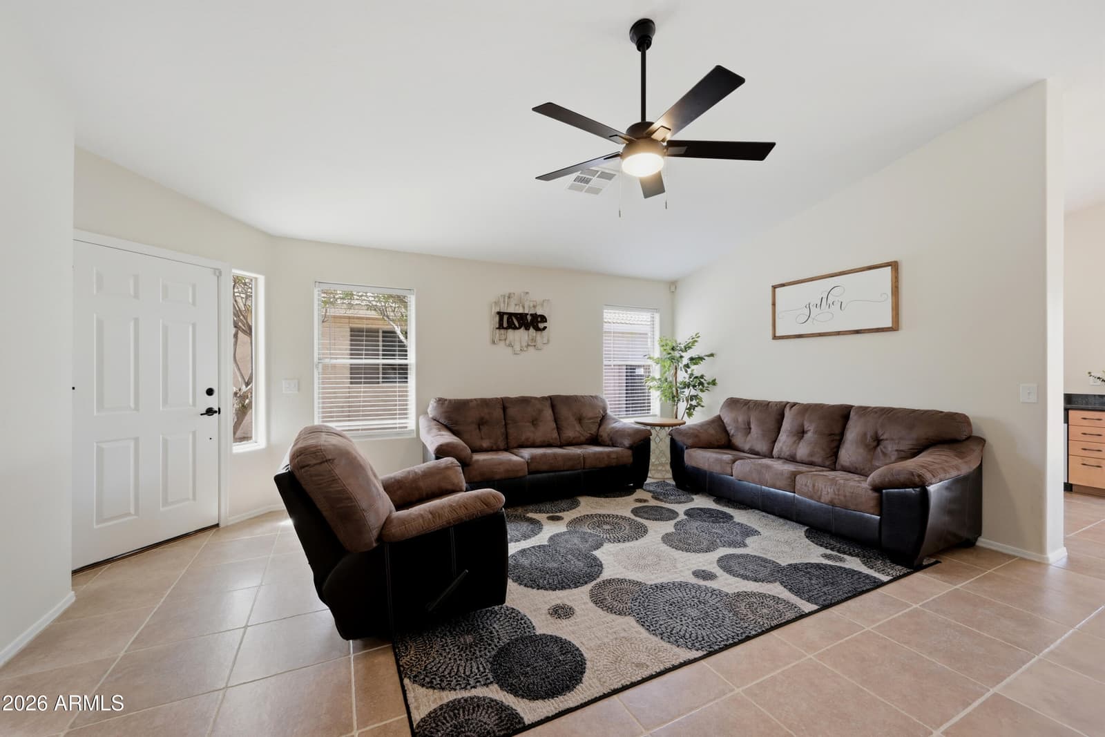 13392 W Redfield Road, Surprise, AZ 85379 — photo 7 of 37