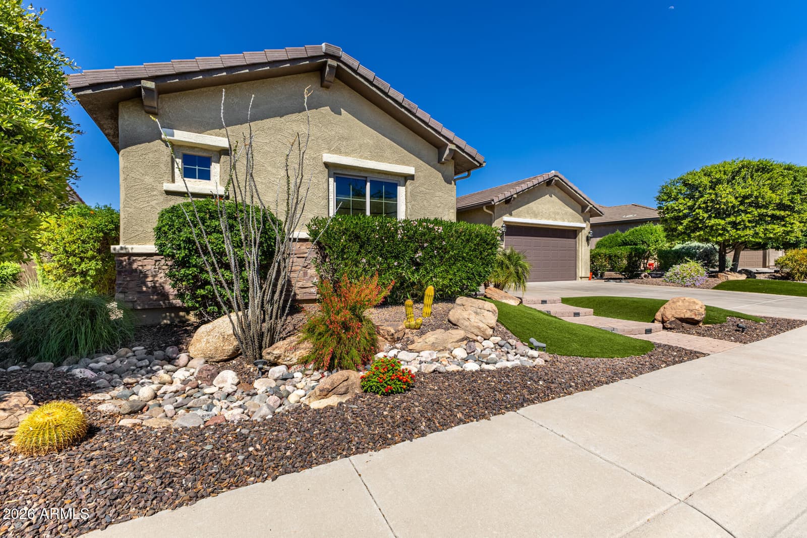 27016 W Mohawk Lane, Buckeye, AZ 85396 — photo 2 of 33