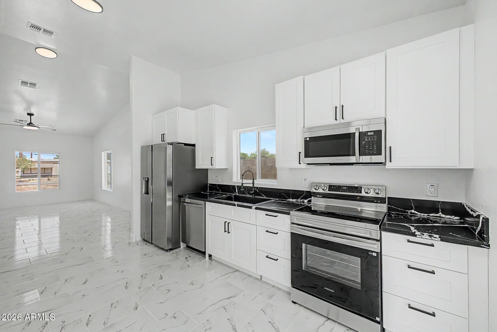 3235 W Vaquero Drive, Eloy, AZ 85131 — photo 3 of 28