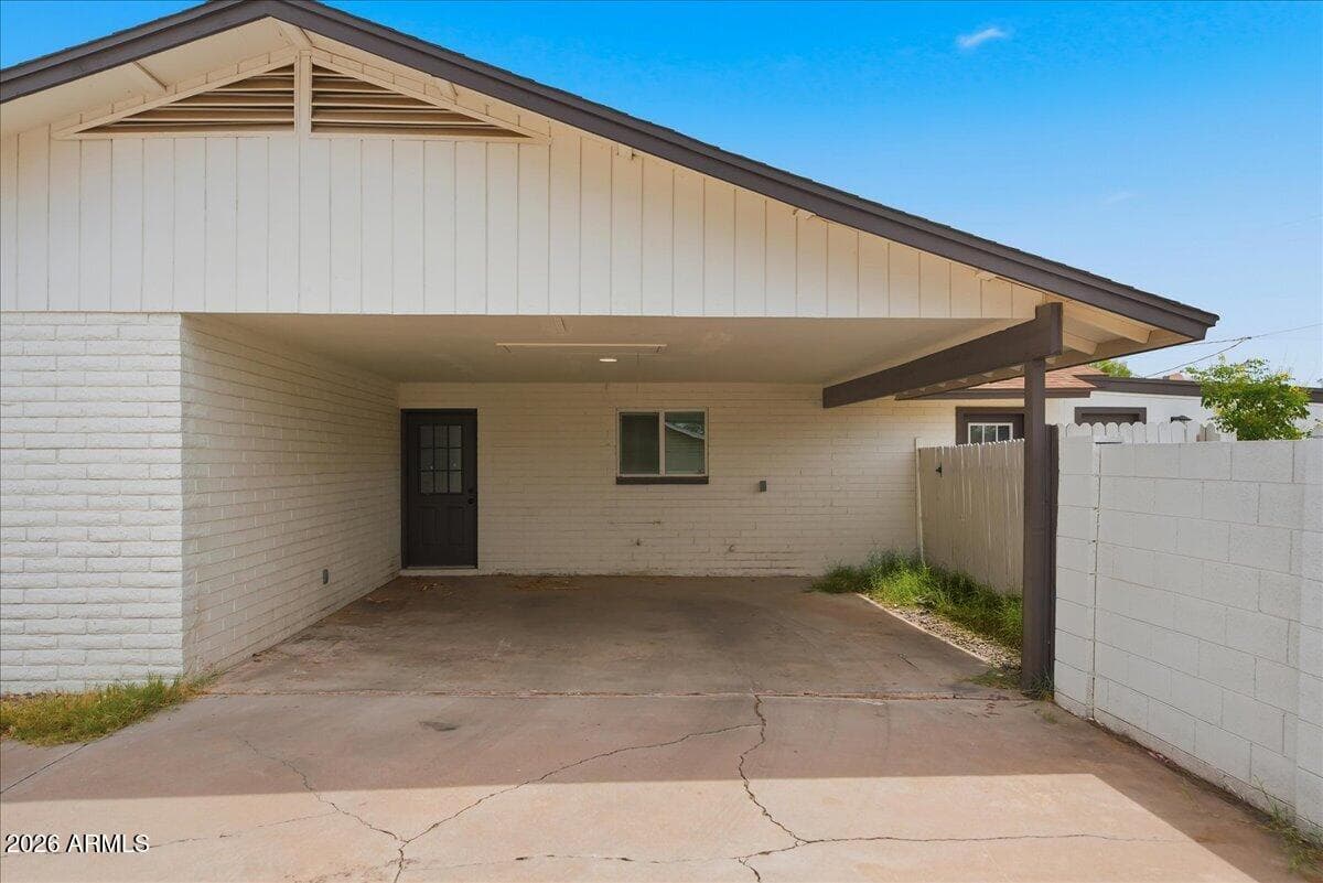 453 W McLellan Road, Mesa, AZ 85201 — photo 3 of 33
