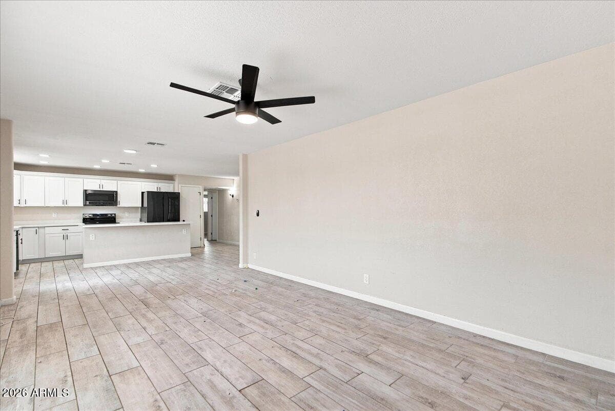 453 W McLellan Road, Mesa, AZ 85201 — photo 10 of 33