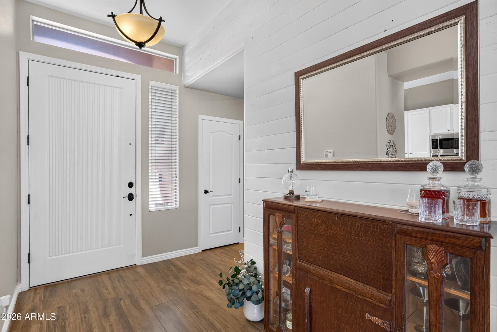 5016 E Robin Lane, Phoenix, AZ 85054 — photo 6 of 46