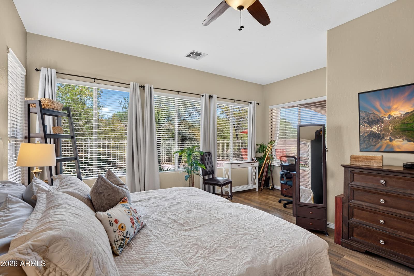 5016 E Robin Lane, Phoenix, AZ 85054 — photo 22 of 46