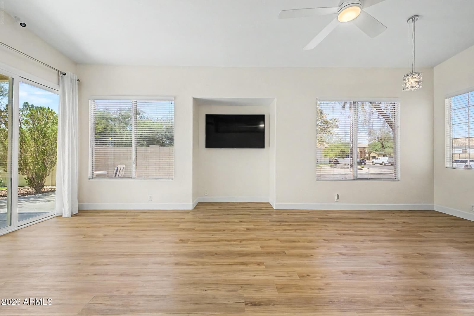 4415 E Chaparosa Way, Cave Creek, AZ 85331 — photo 4 of 34