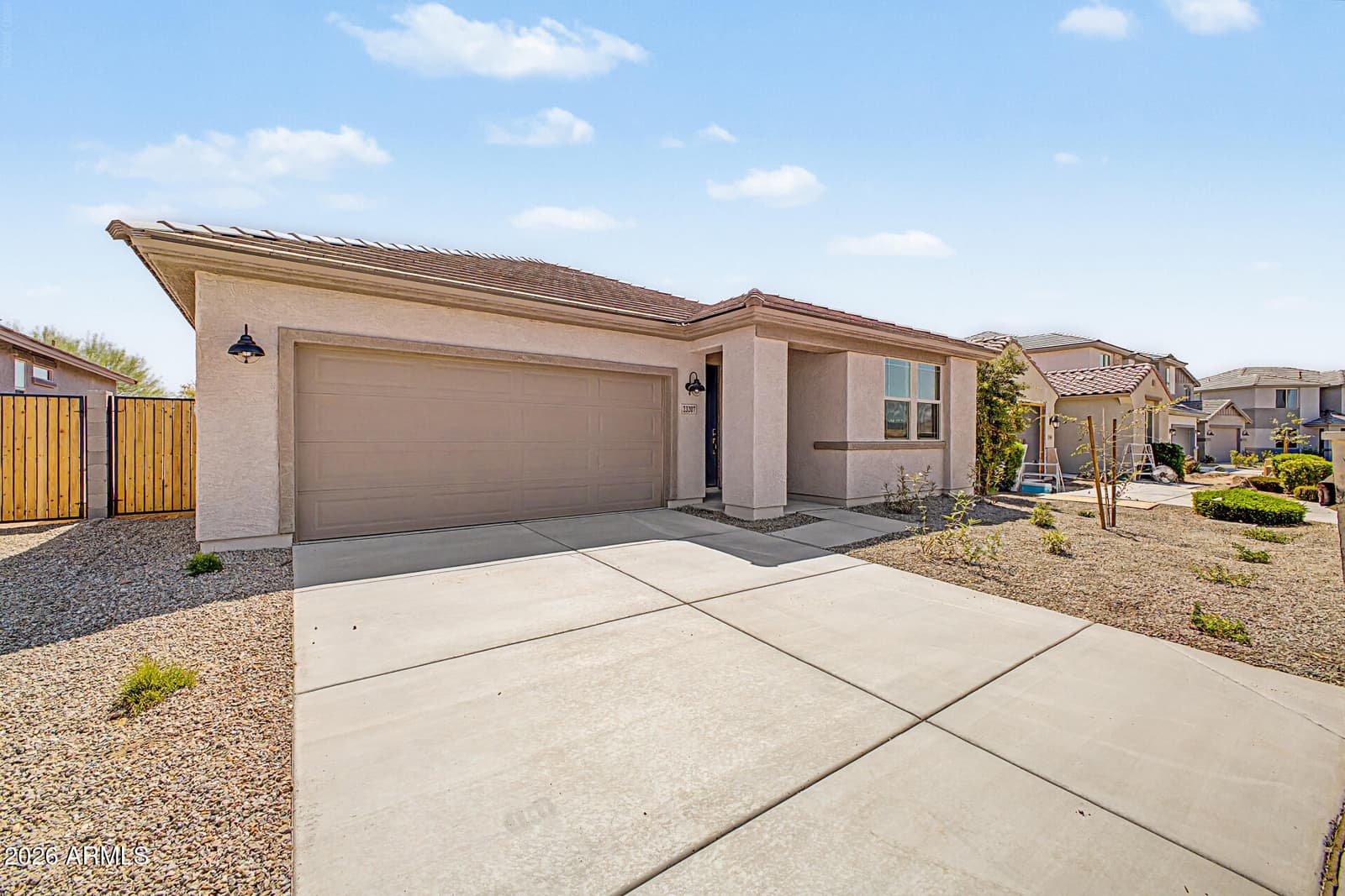 23207 N 183rd Drive, Surprise, AZ 85387 — photo 3 of 32