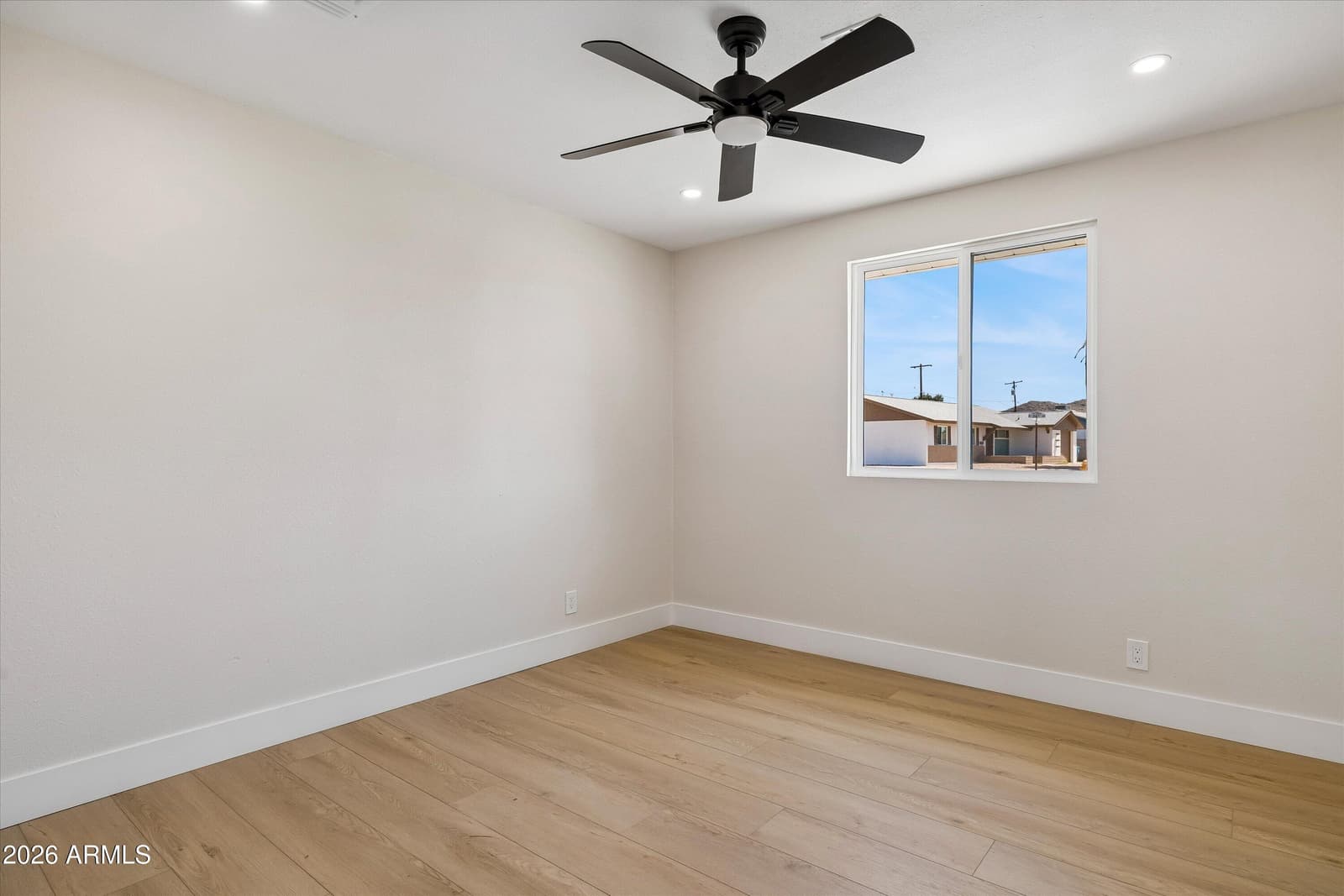 12240 N 26th Drive, Phoenix, AZ 85029 — photo 22 of 44
