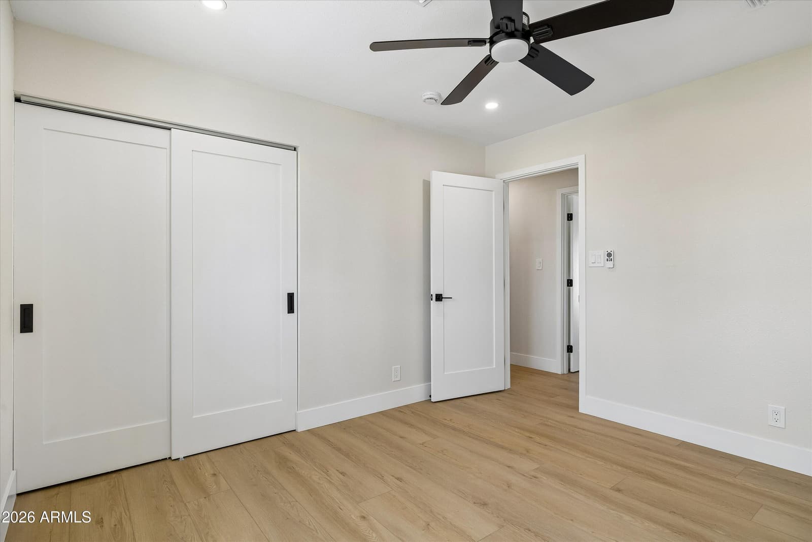 12240 N 26th Drive, Phoenix, AZ 85029 — photo 24 of 44