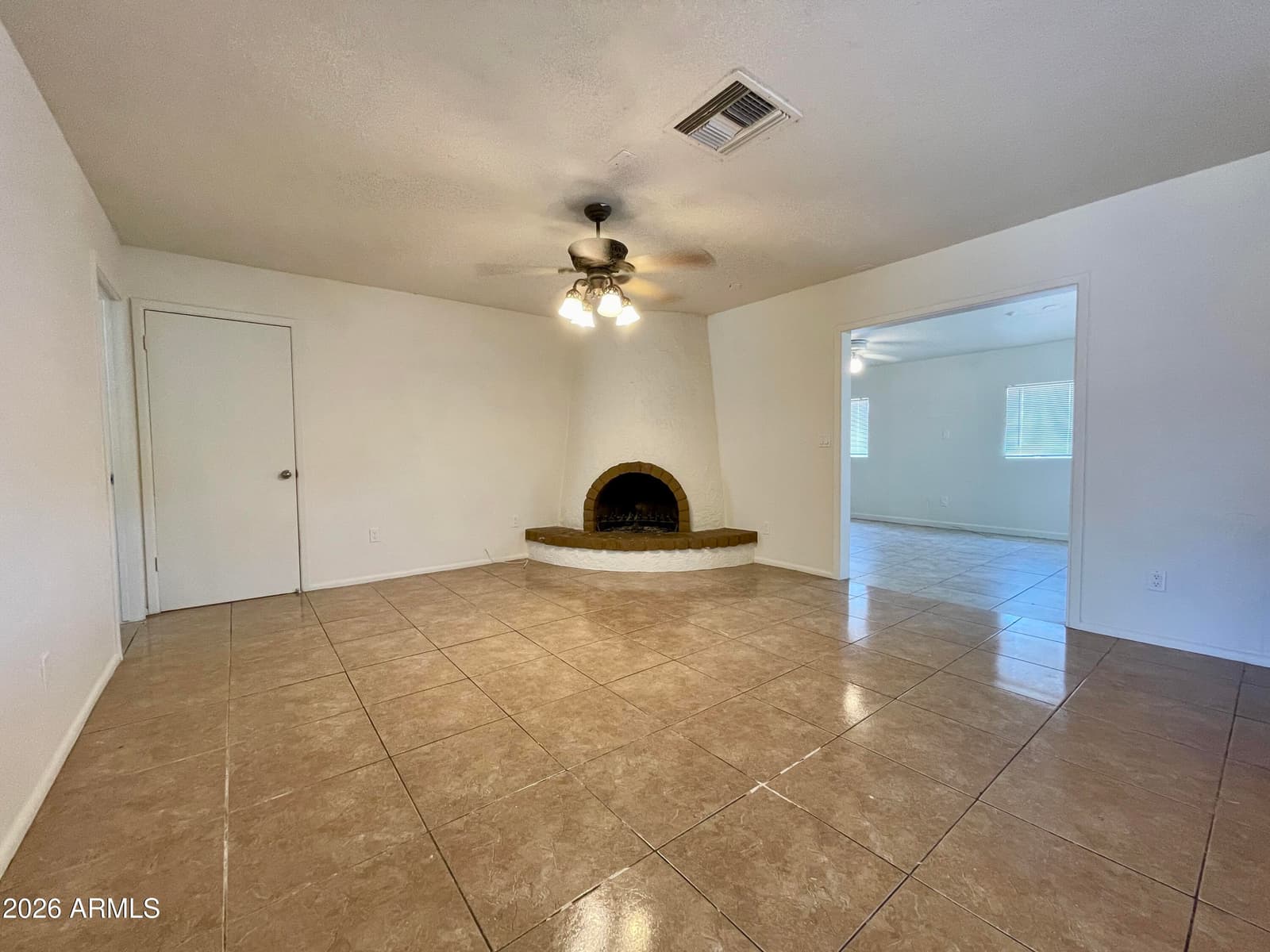 9912 N 87th Avenue, Peoria, AZ 85345 — photo 7 of 26