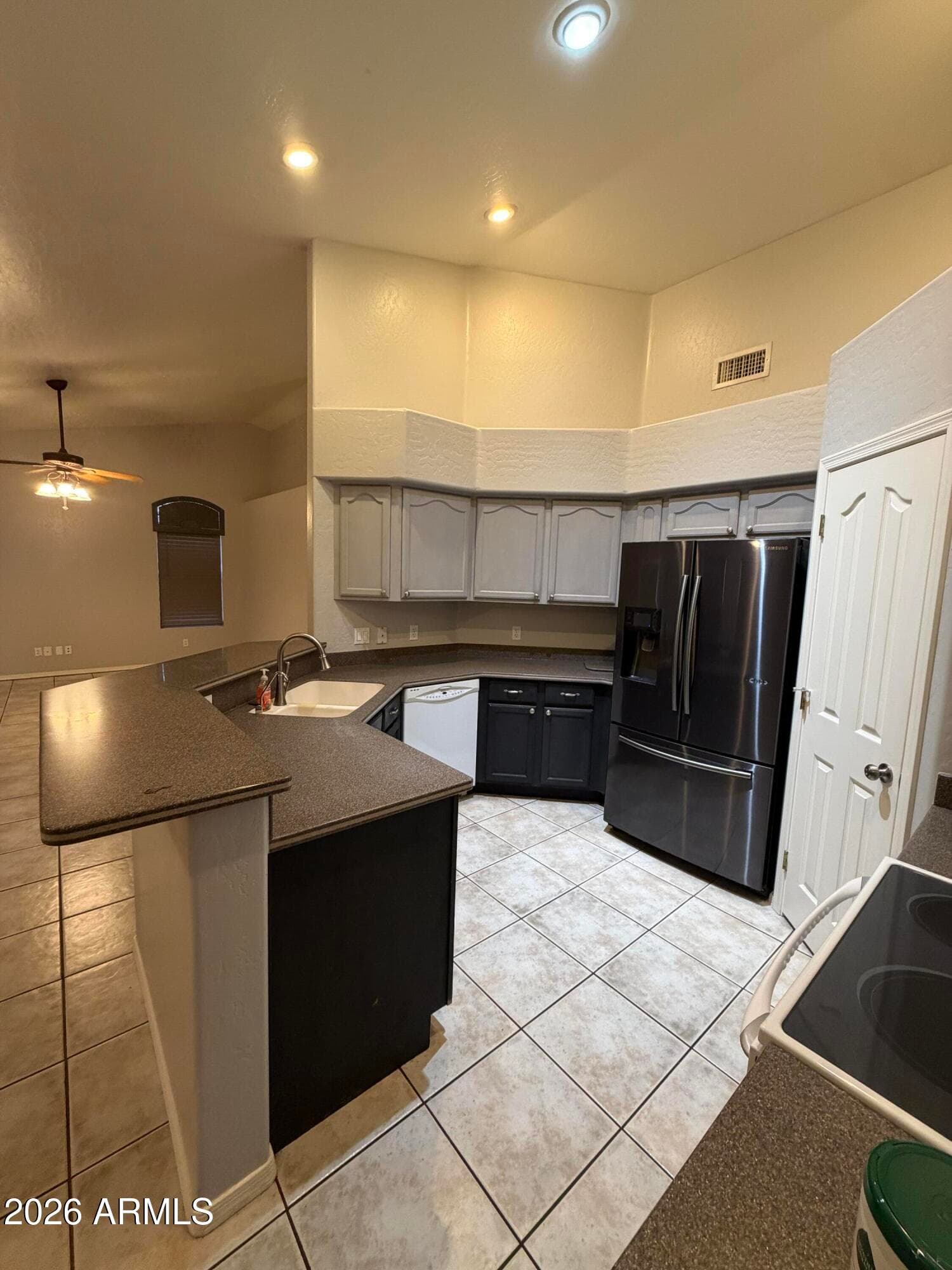 2443 S Lennox, Mesa, AZ 85209 — photo 9 of 10