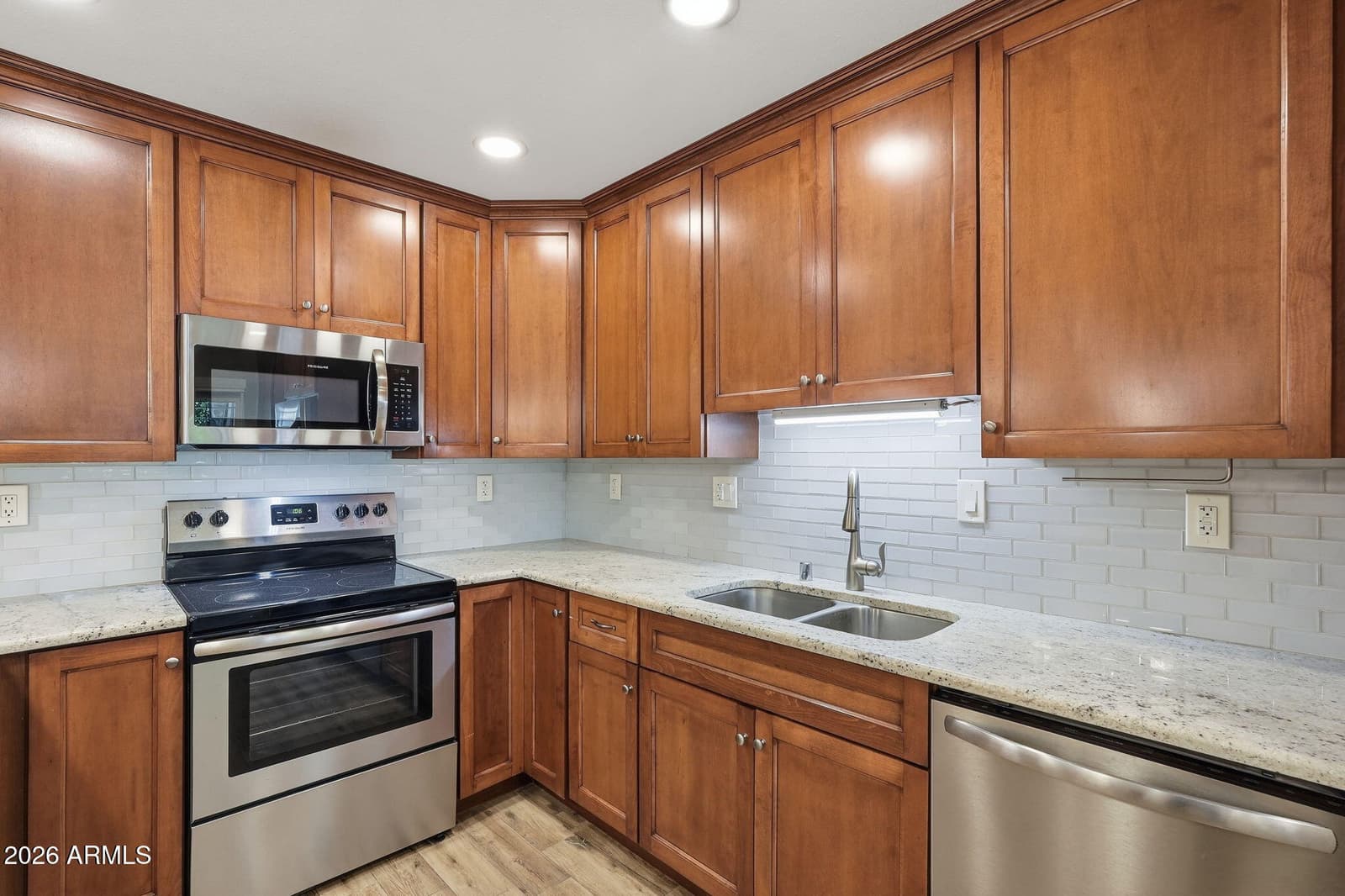 5525 E Thomas Road C2, Phoenix, AZ 85018 — photo 7 of 26