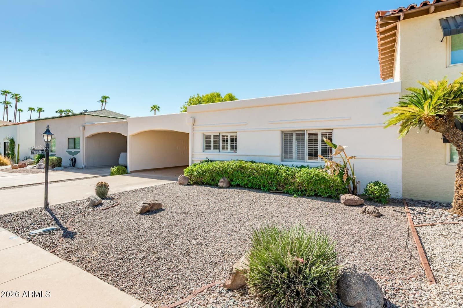 7639 E Thornwood Drive, Scottsdale, AZ 85251 — photo 5 of 48
