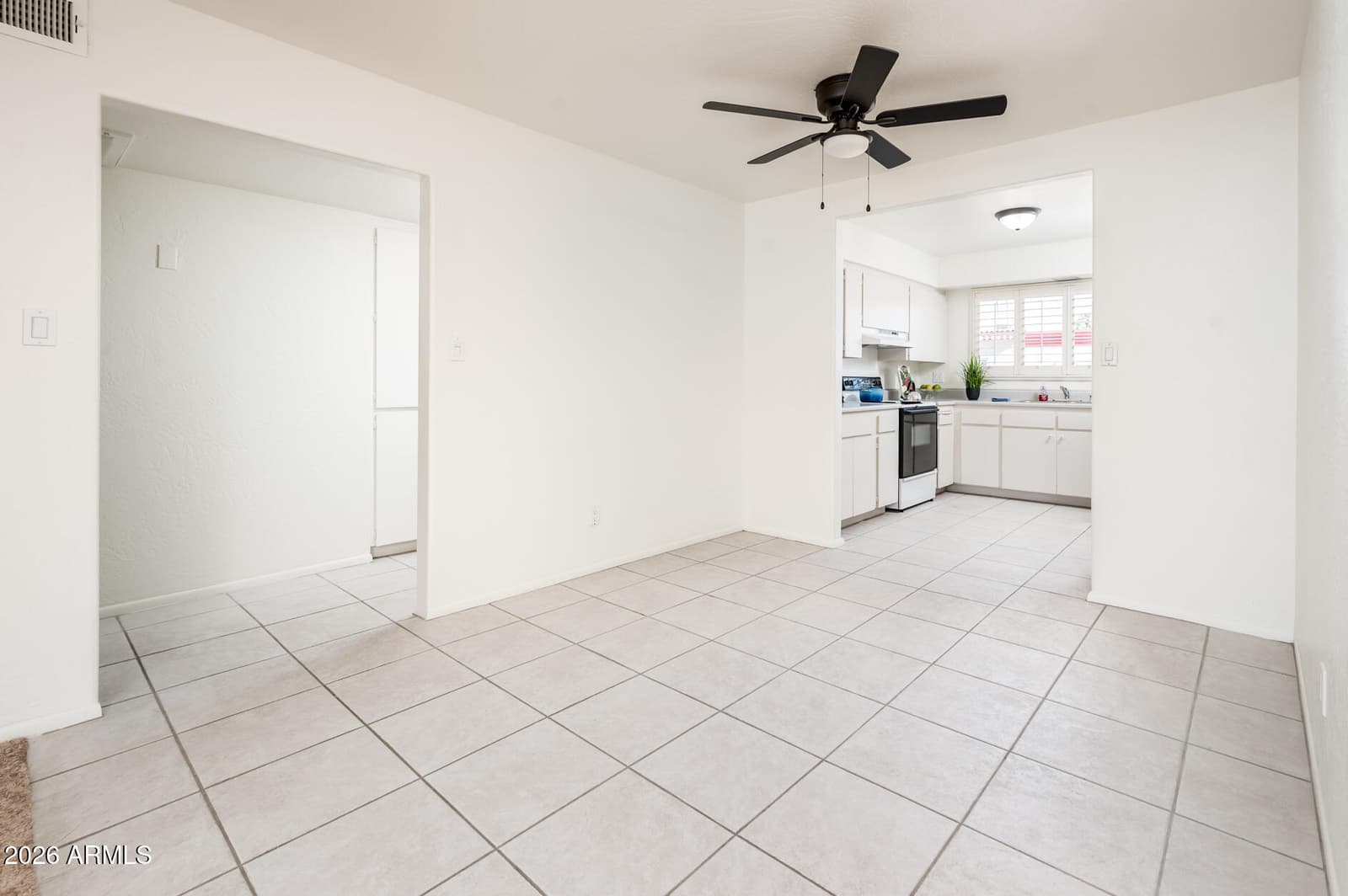 7639 E Thornwood Drive, Scottsdale, AZ 85251 — photo 16 of 48