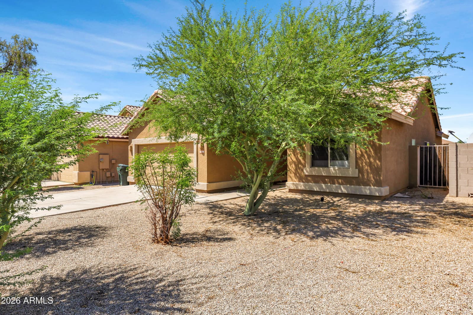 1708 S 79th Glen, Phoenix, AZ 85043 — photo 2 of 28