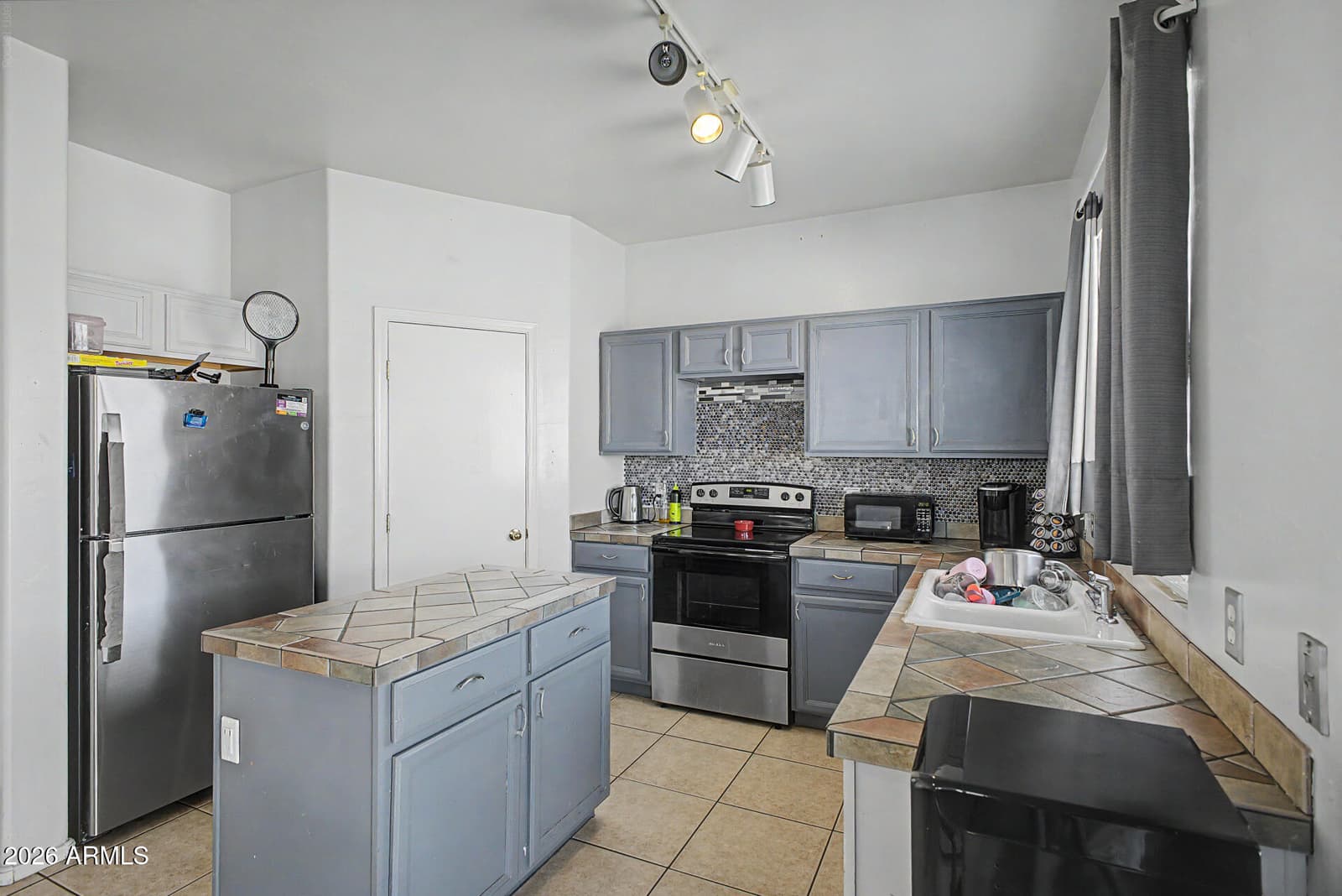 1310 S 121st Lane, Avondale, AZ 85323 — photo 6 of 31