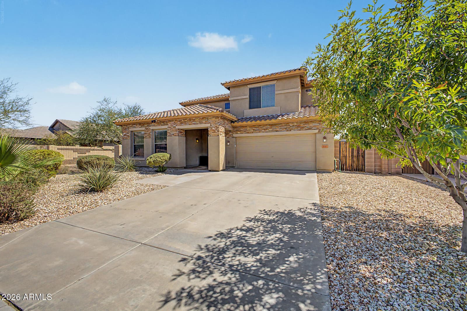 8607 W Brown Street, Peoria, AZ 85345 — photo 3 of 46