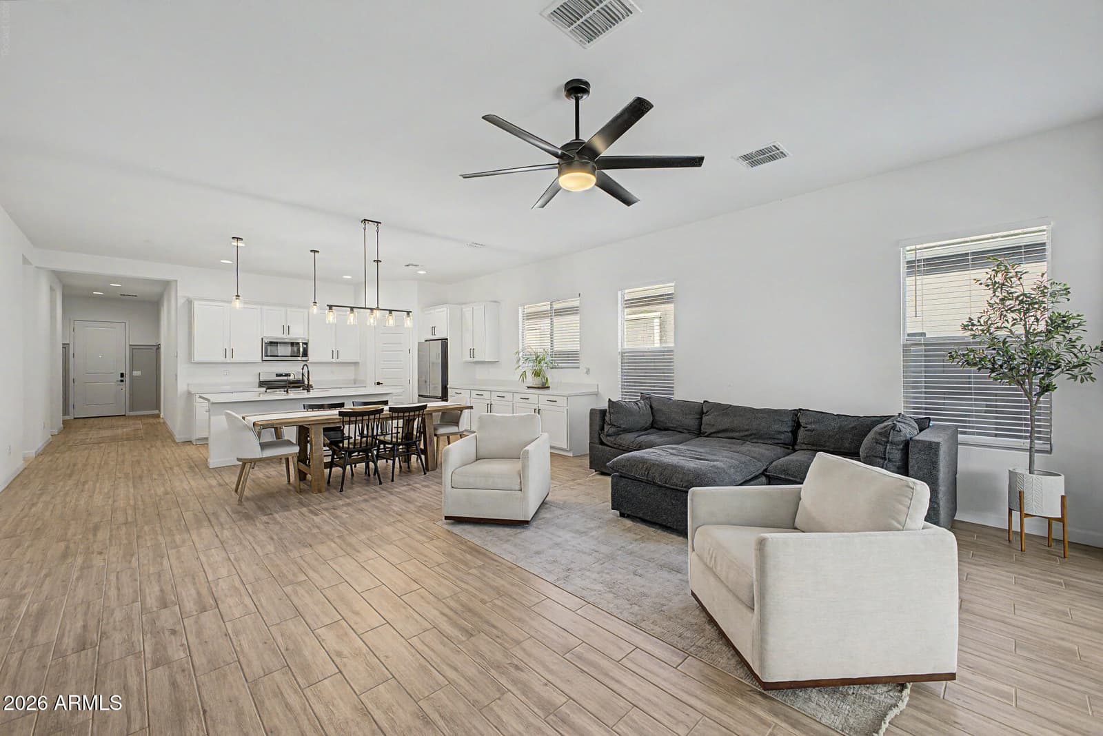 11303 E Utah Avenue, Mesa, AZ 85212 — photo 11 of 33