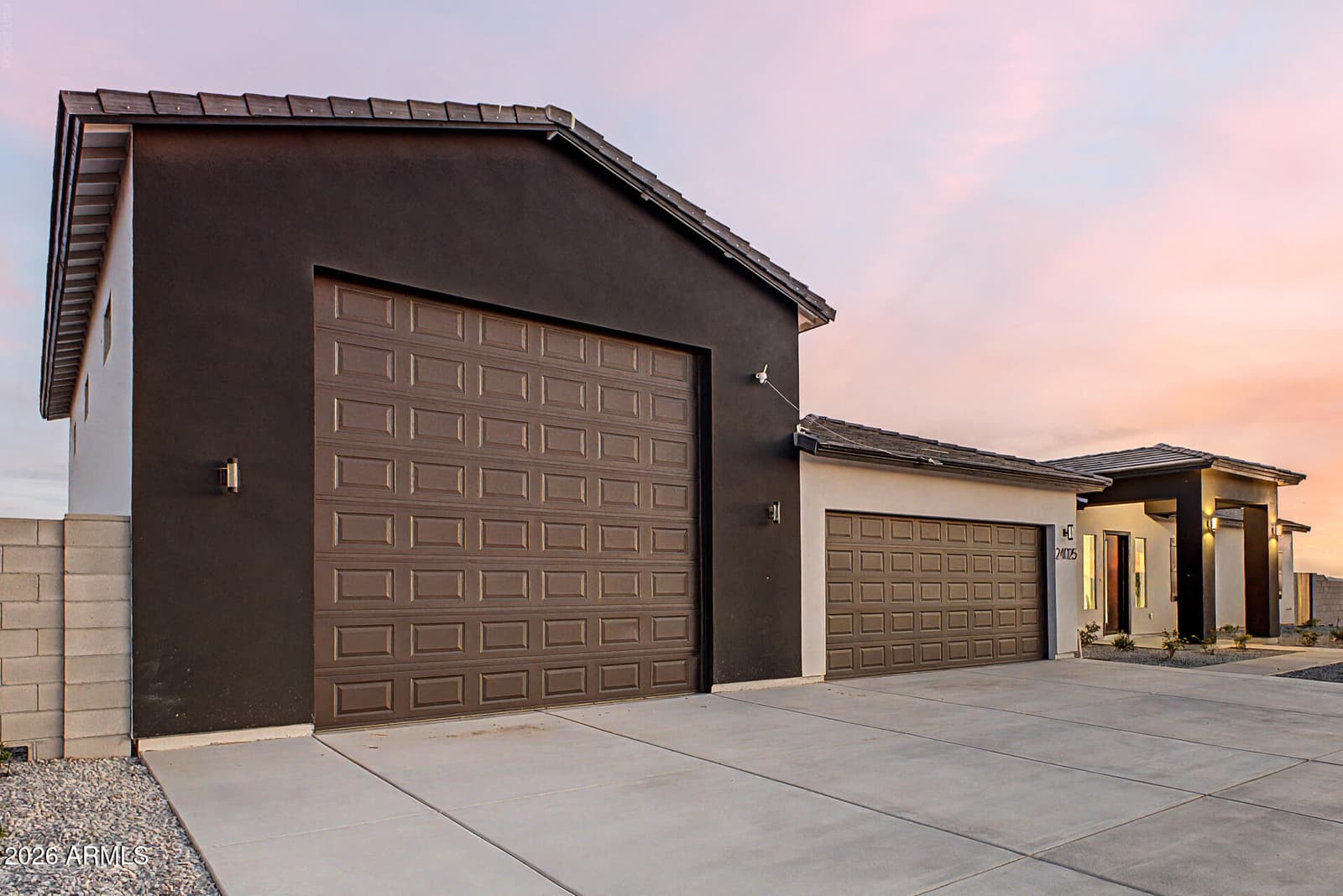 24025 W Beacon Lane, Wittmann, AZ 85361 — photo 6 of 63