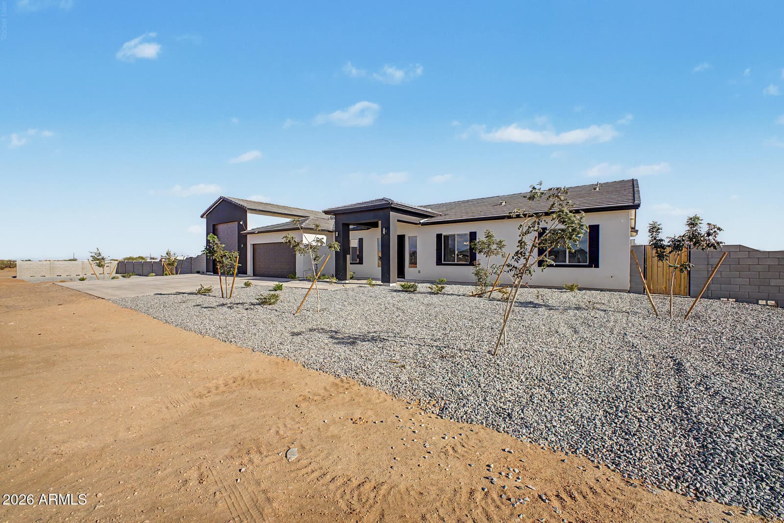 24025 W Beacon Lane, Wittmann, AZ 85361 — photo 13 of 63