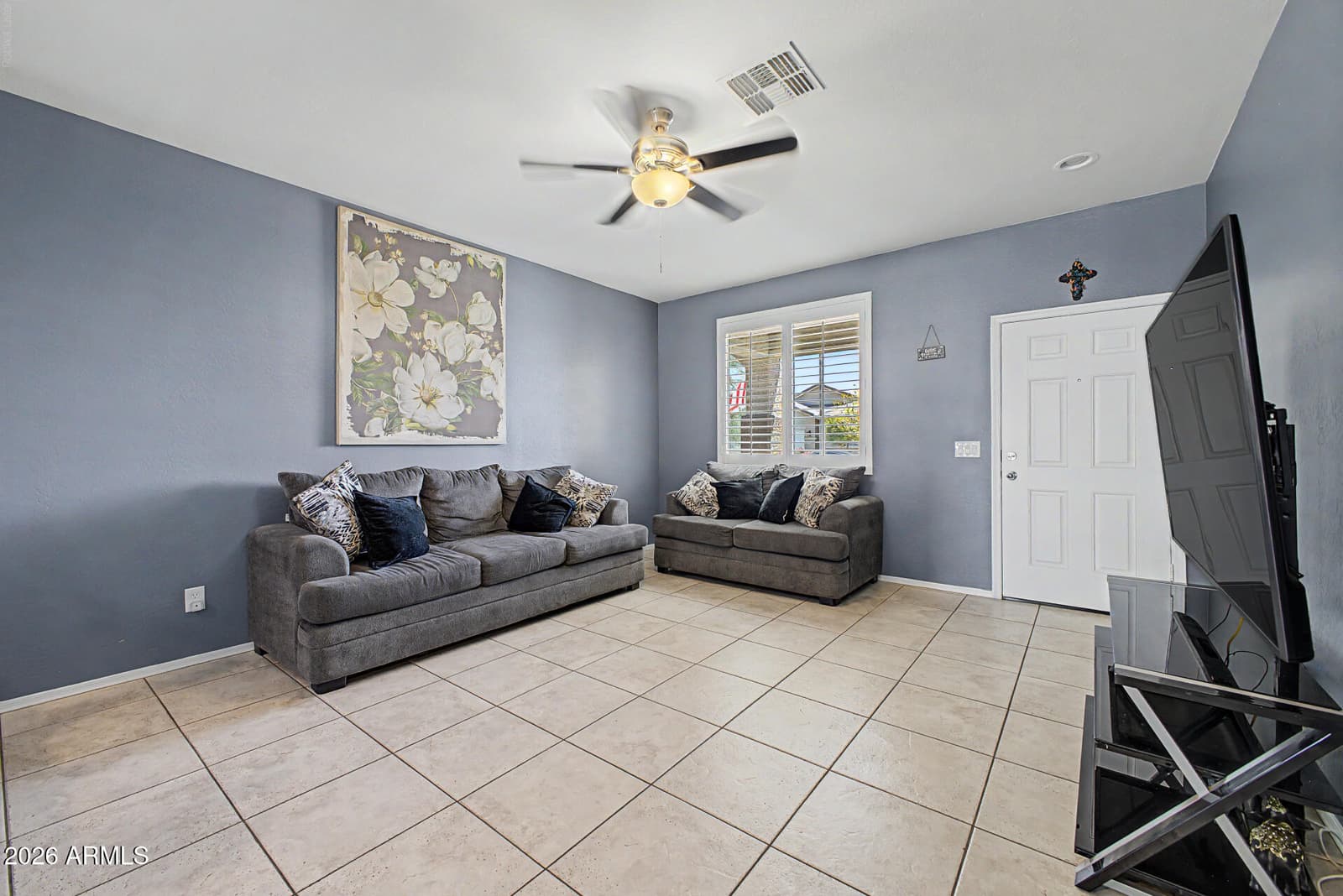10336 W Cordes Road, Tolleson, AZ 85353 — photo 5 of 24