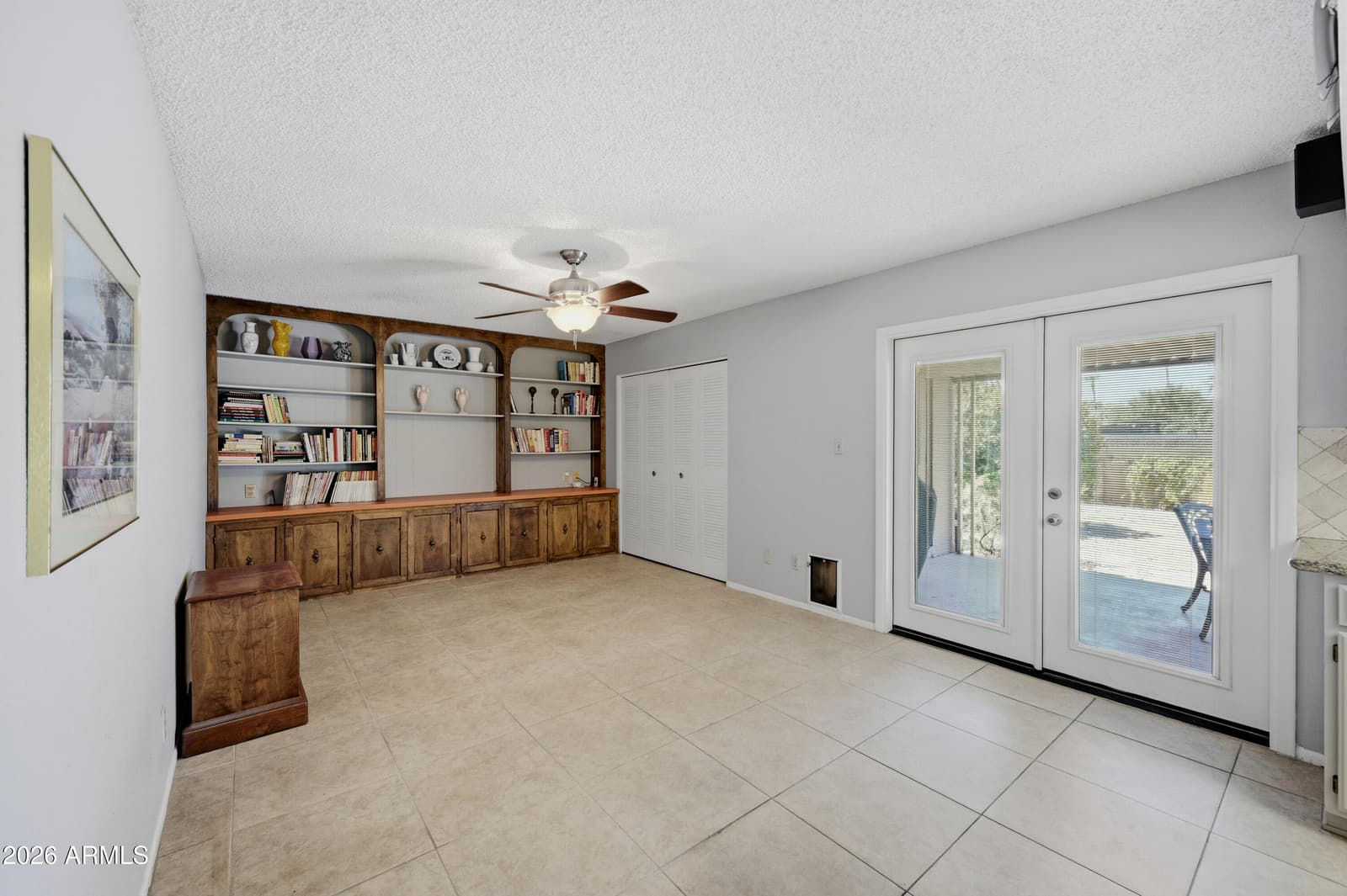 4806 S Kachina Drive, Tempe, AZ 85282 — photo 10 of 32