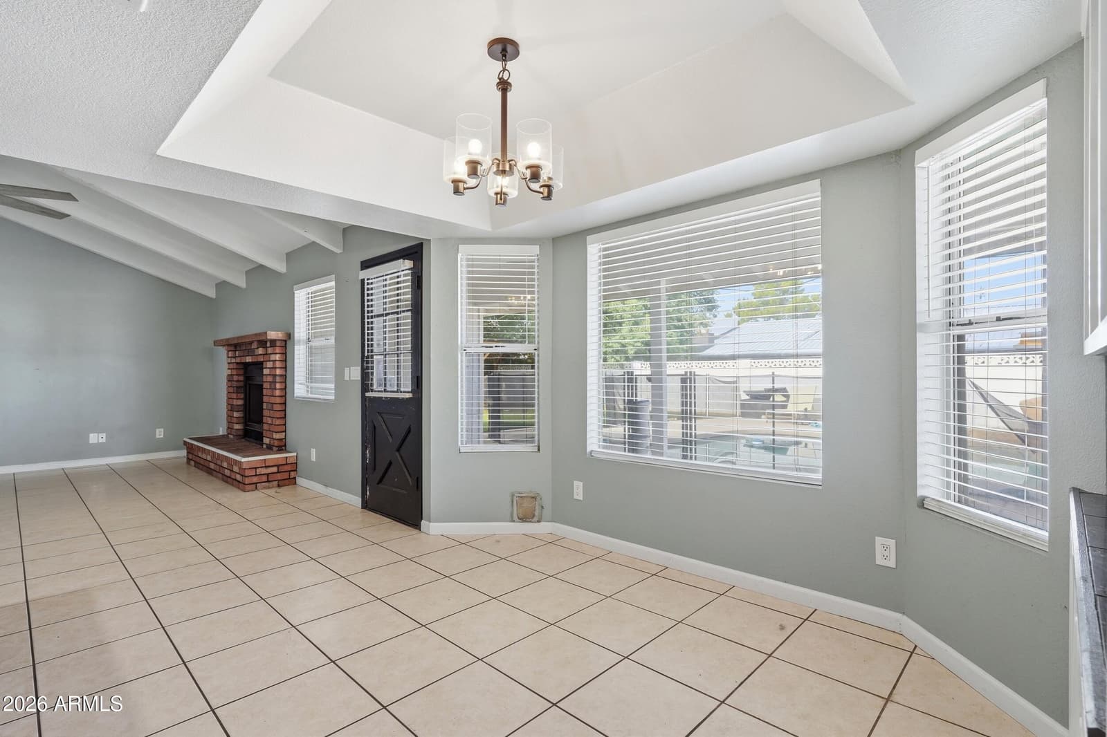1756 N Summer Circle, Mesa, AZ 85203 — photo 10 of 45