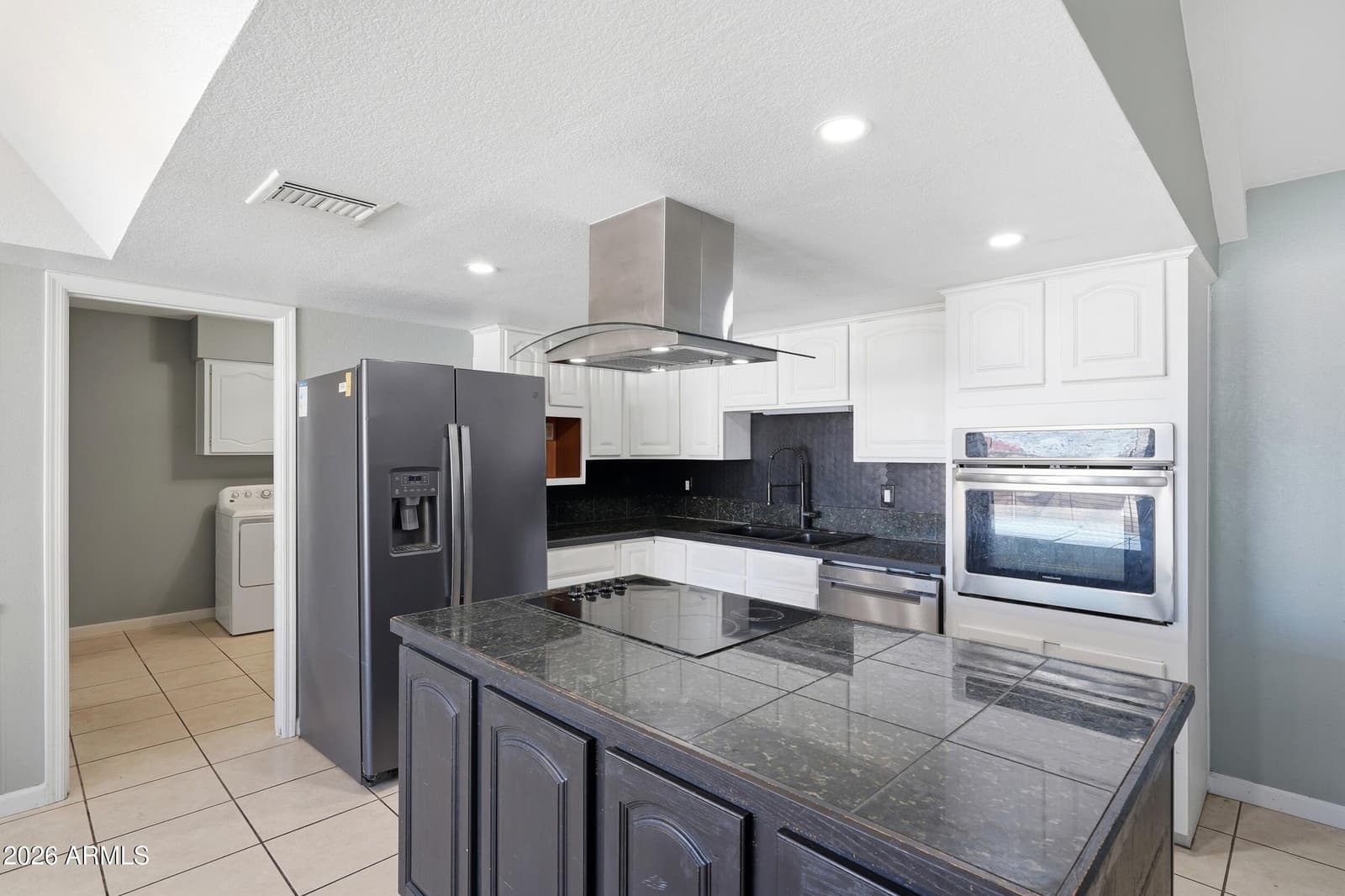 1756 N Summer Circle, Mesa, AZ 85203 — photo 13 of 45