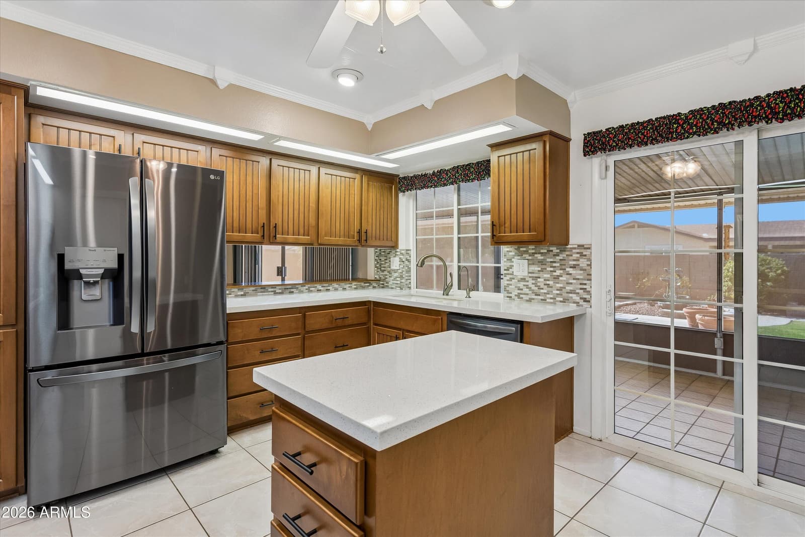 9201 W Elkhorn Drive, Sun City, AZ 85351 — photo 6 of 34