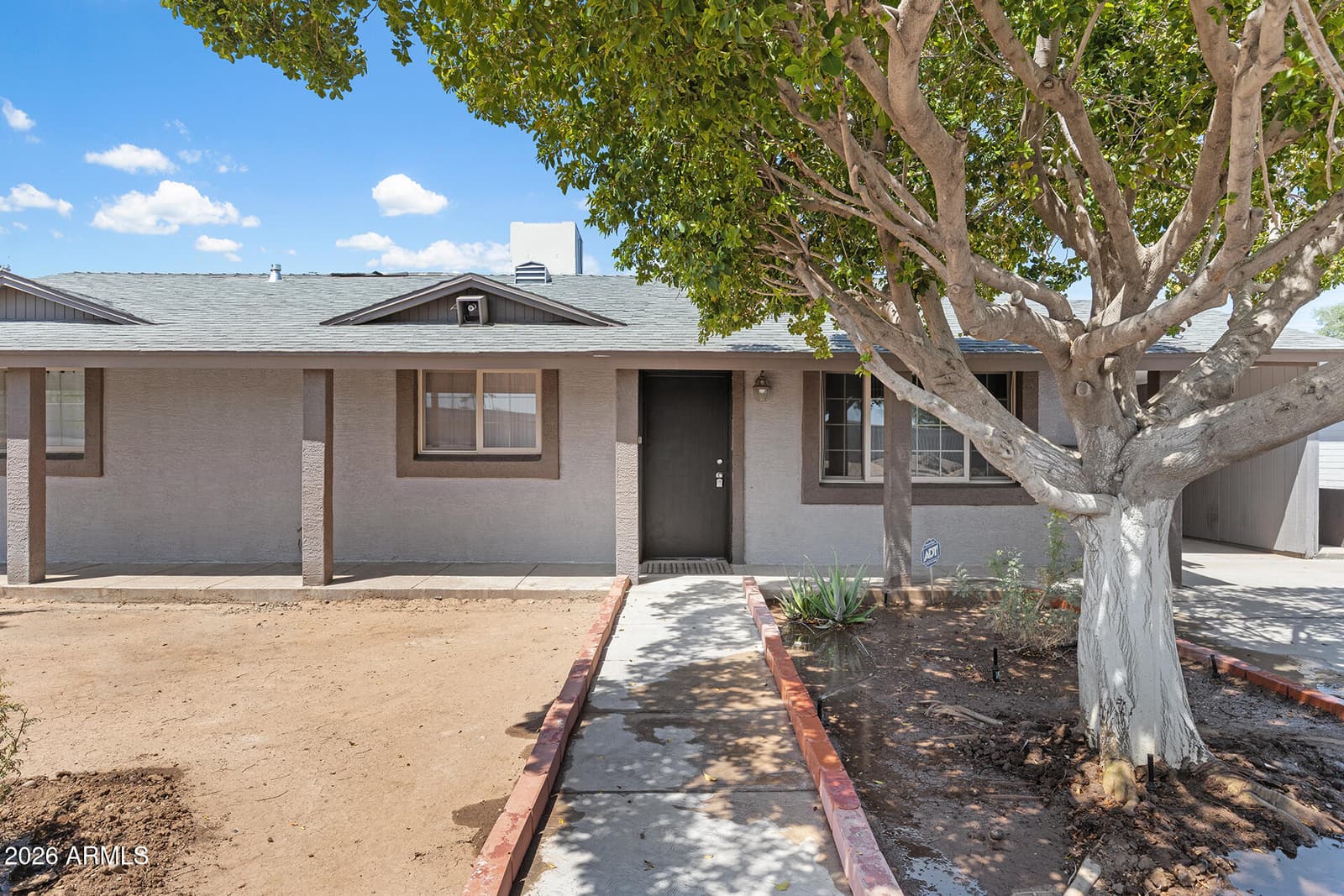 1012 S Price Road, Tempe, AZ 85281 — photo 4 of 50